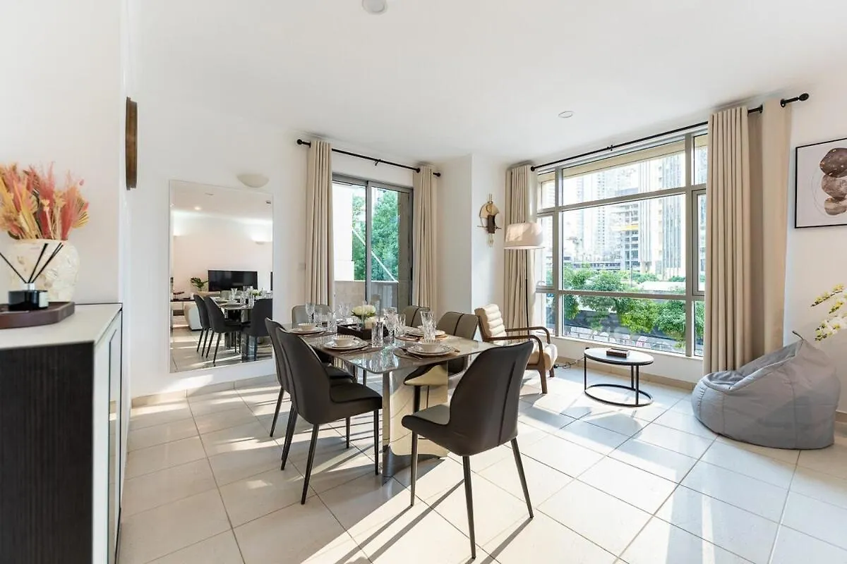 Apartmán Chic 1-Bedroom Getaway With Downtown Living Charm Dubaj